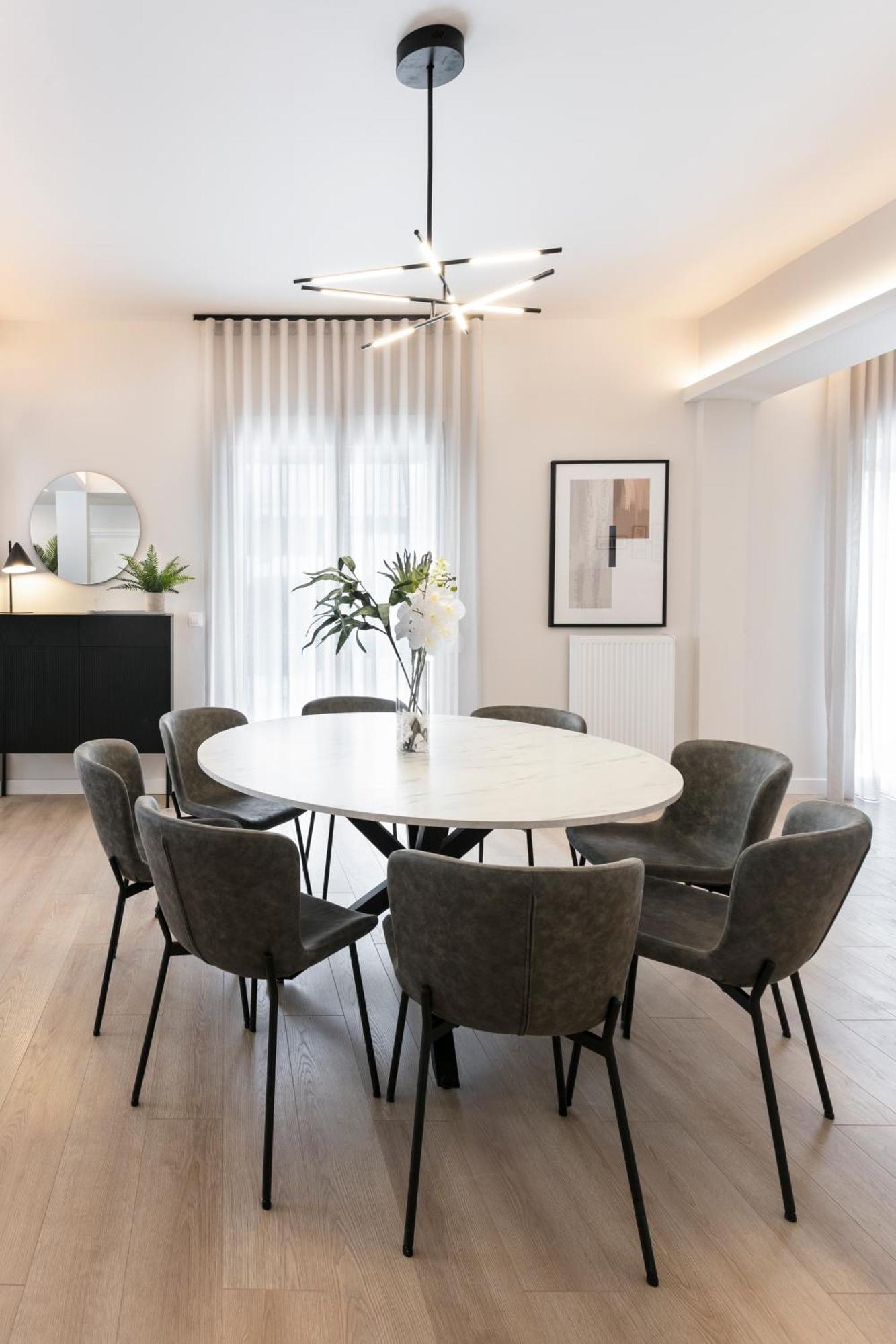 Athenian Modern & Luxury *