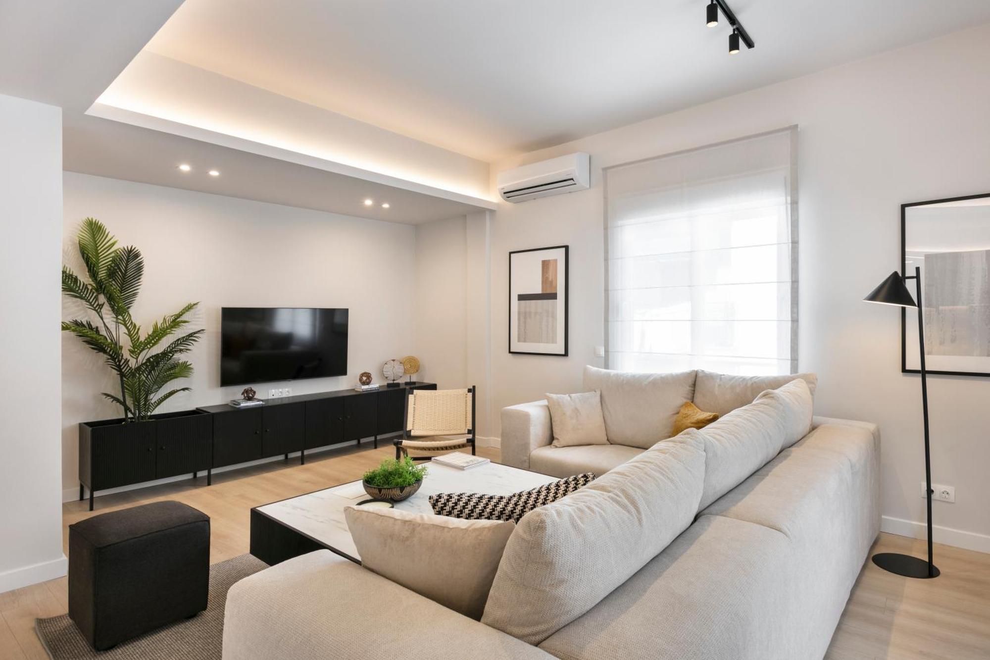 Athenian Modern & Luxury * Athens
