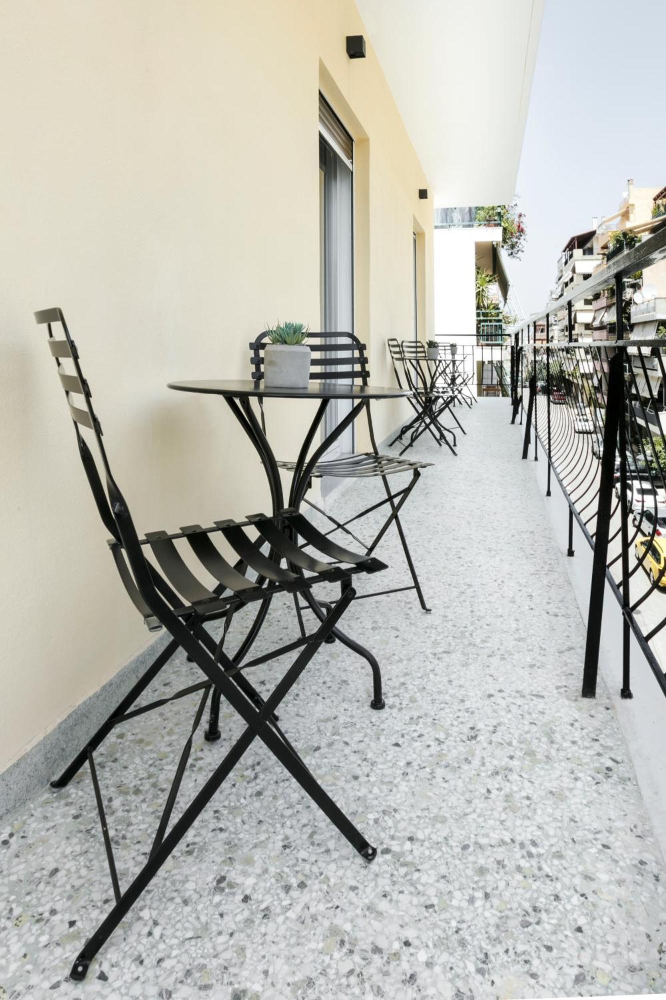 Athenian Modern & Luxury Apartment