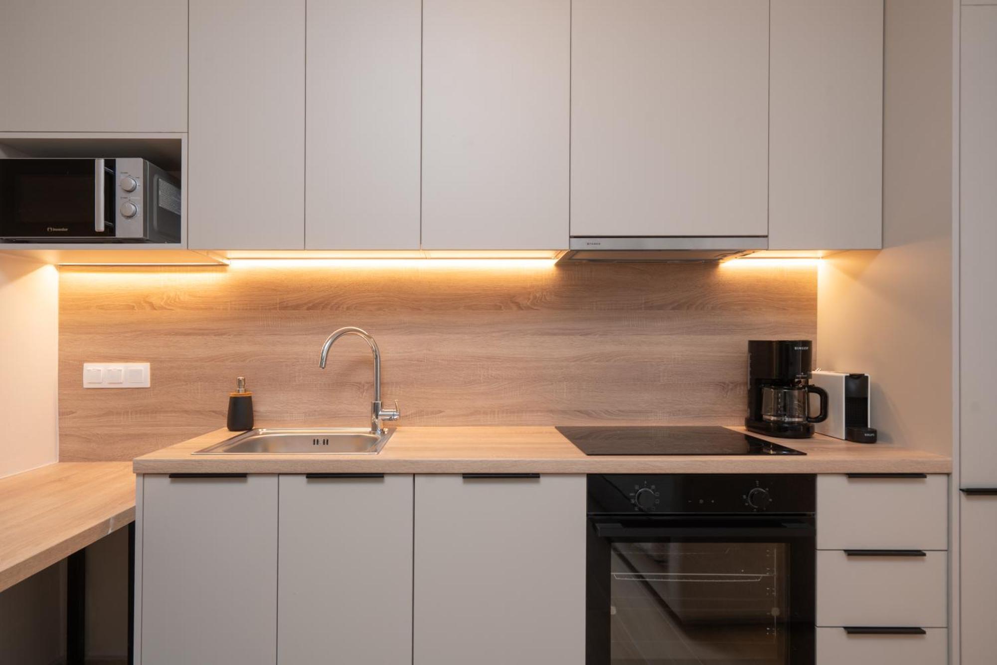 Athenian Modern & Luxury *