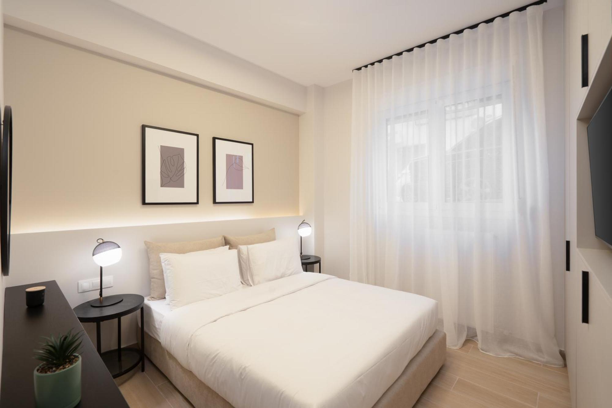 Athenian Modern & Luxury